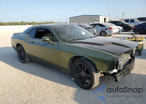 2018 Dodge Challenger Sxt из США, поврежденный, VIN 2C3CDZAG1JH334721